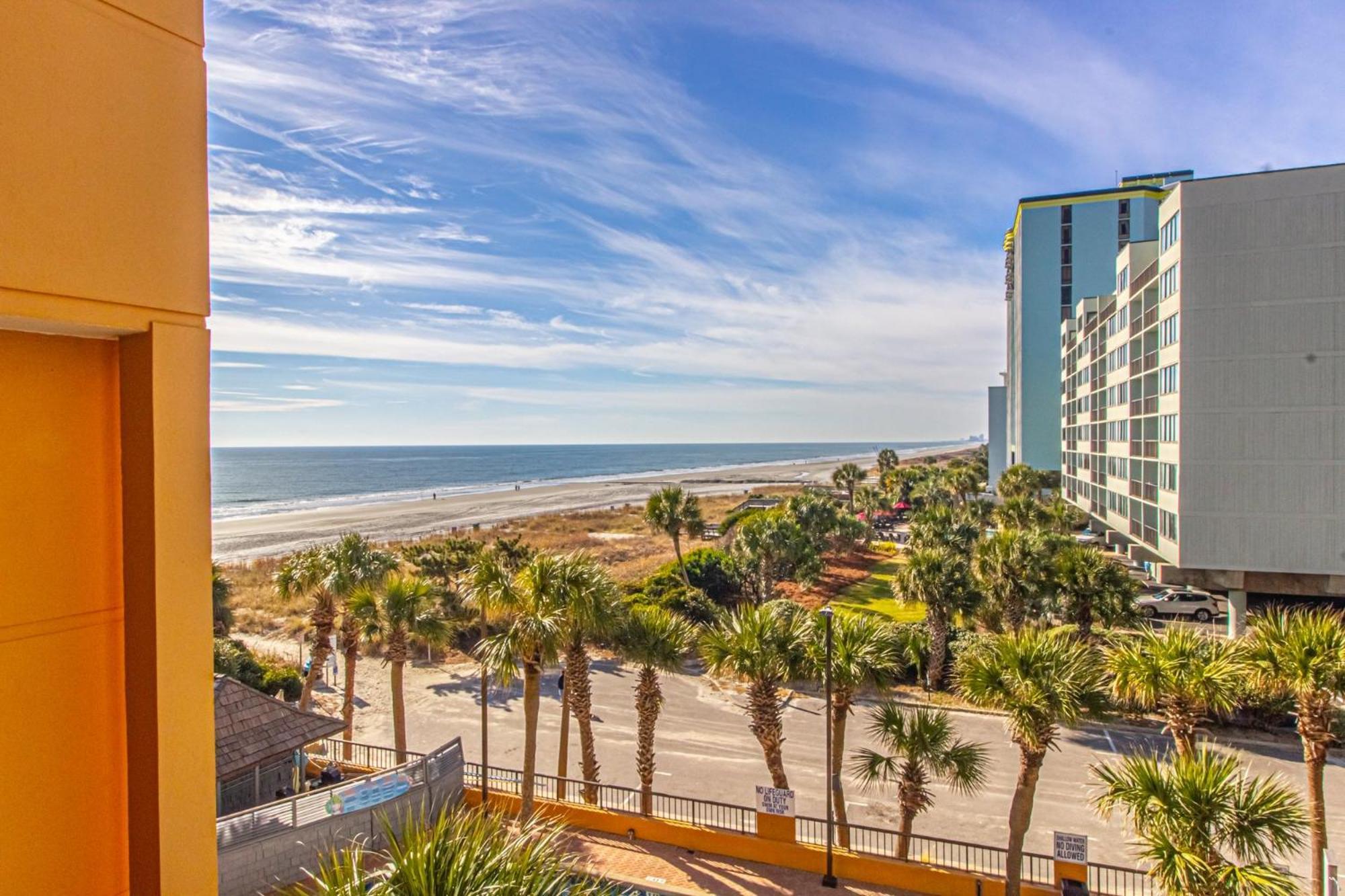 Oversized Ocean View Queen Suite With Beautiful Fireplace And Accents - Sleeps 4 Guests! Myrtle Beach Quarto foto